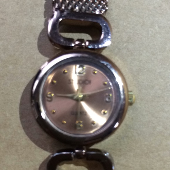 Studio Quartz woman’s watch - Picture 6 of 8